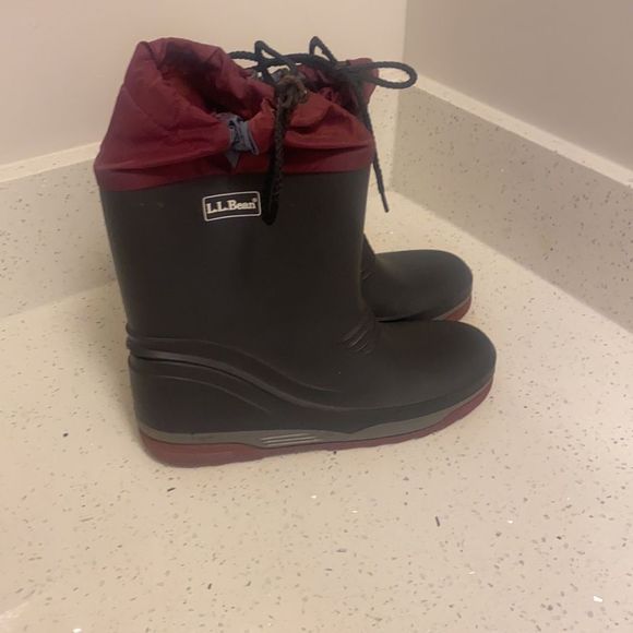 Women’s L.L bean size 9 winter weather proof boots black& red - Picture 4 of 8